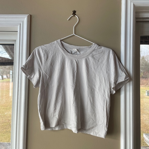 Aritzia Wilfred Cropped Cotton T-Shirt Light Grey - Size Medium - Picture 1 of 3